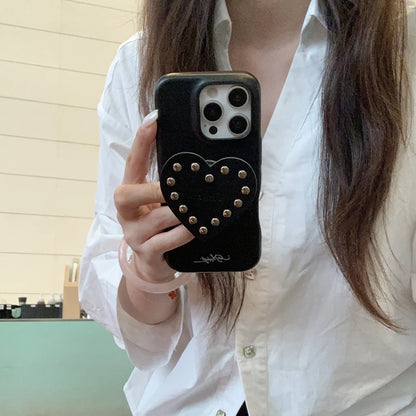 【スタッズハートスタンド】レザー デニム ハート×シルバースタッズ スマホケース｜iPhone対応 #250327