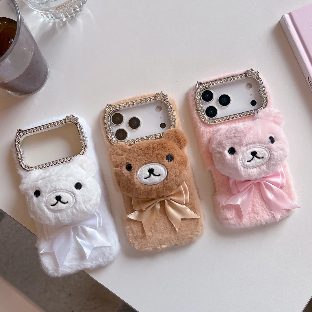【アニマルフェイスシリーズ】くまさんぬいぐるみ スマホケース｜ふわもこ立体デザイン × ポンポンストラップ付き｜iPhone対応 #241128