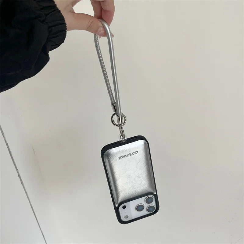 【メタリックストラップレザー】高見えレザー風デザイン ストラップ付き スマホケース｜iPhone対応 #250110