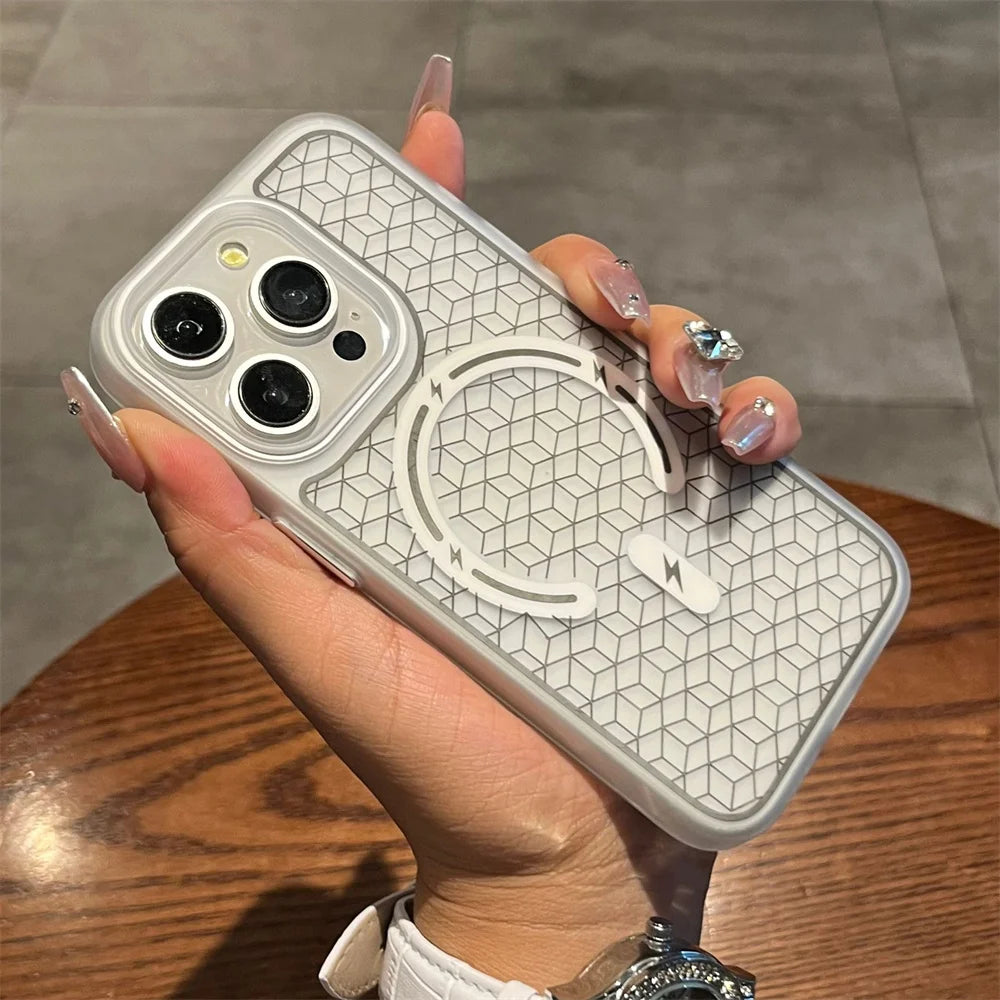 ジオメトリック 幾何学模様 半透明 Magnet内蔵 iPhoneケース｜ストリート・サイバーテイスト #261076