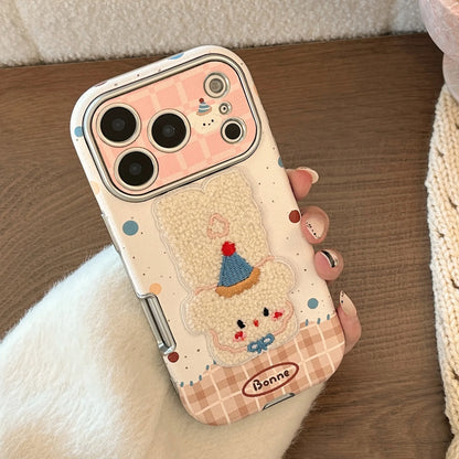 【ふわもこアニマル】立体刺繍 × ポップイラスト ワンチャン ネコちゃん スマホケース｜iPhone対応 #240830