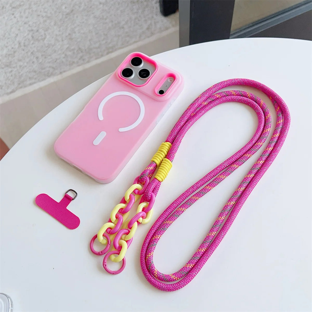 カラーチェーン付き ポップデザイン Magnet内蔵 パステルカラー iPhoneケース｜肩掛け・ハンズフリー #231204