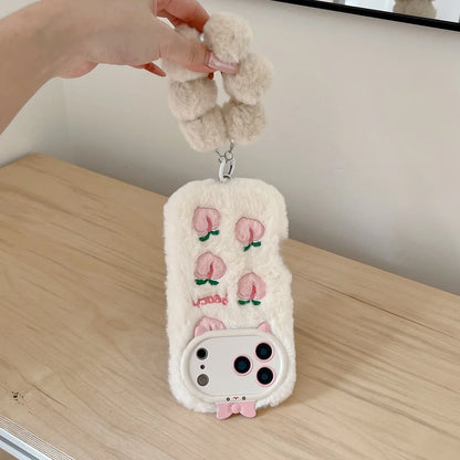 【ピーチファーリボン】もこもこピーチ×リボンカメラカバー スマホケース｜iPhone対応  #250113
