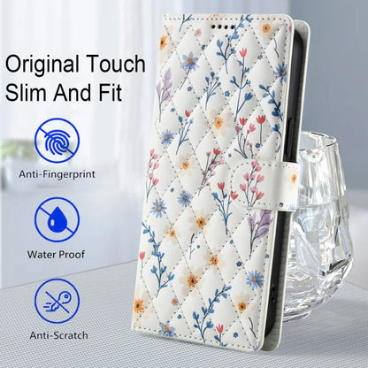 【ブックスタイル】花柄 フラワーキルティング ストラップ付き 手帳型 iPhoneケース｜カード収納 ショルダー対応 #240110
