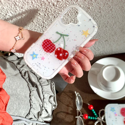 【フルーツシリーズ】赤チェック＆星柄チェリー ポップデザイン クリアスマホケース｜iPhone対応 #251008