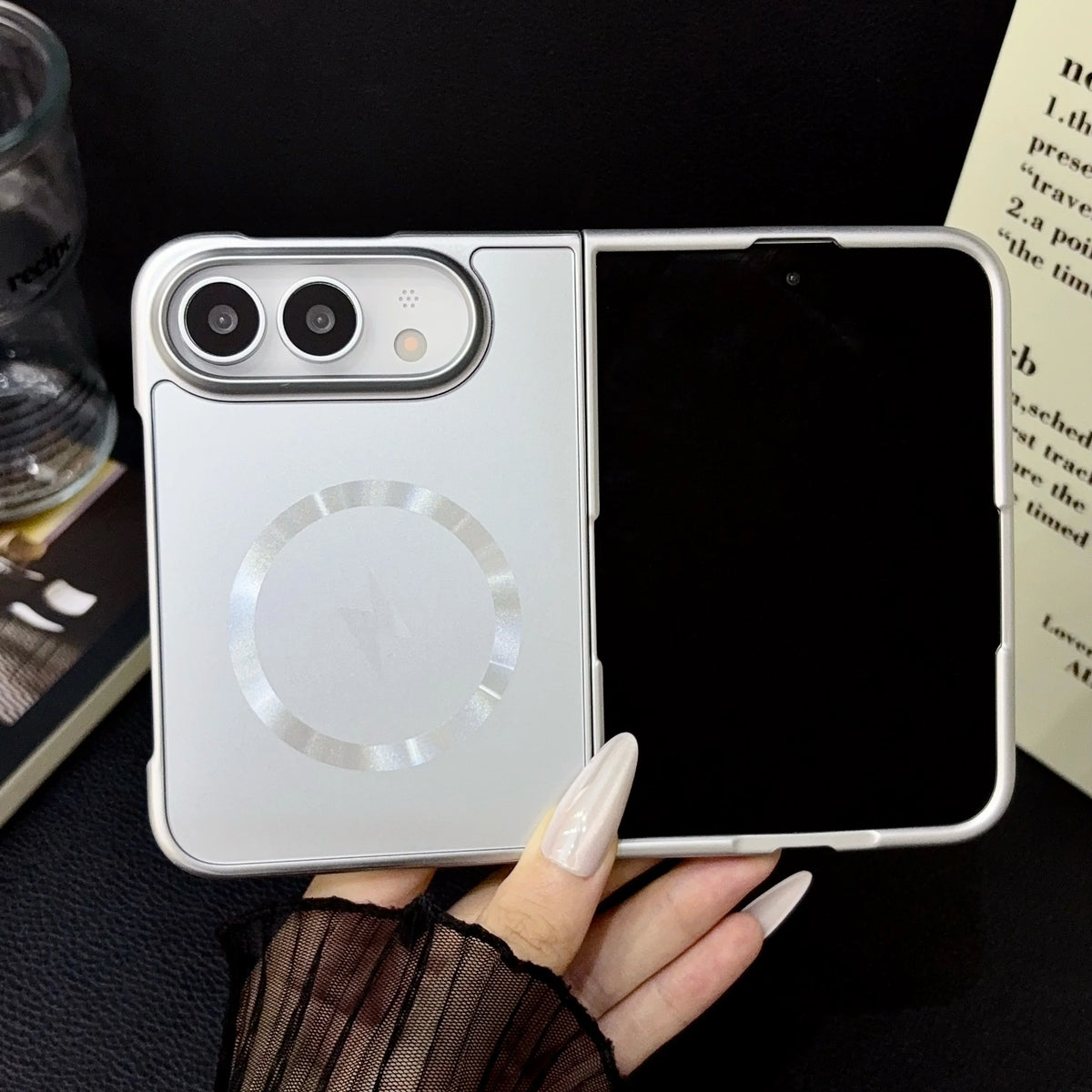 iPhone Duo メタリックリング 稲妻 マグネット内蔵ケース (全4色) モード・シック #261202