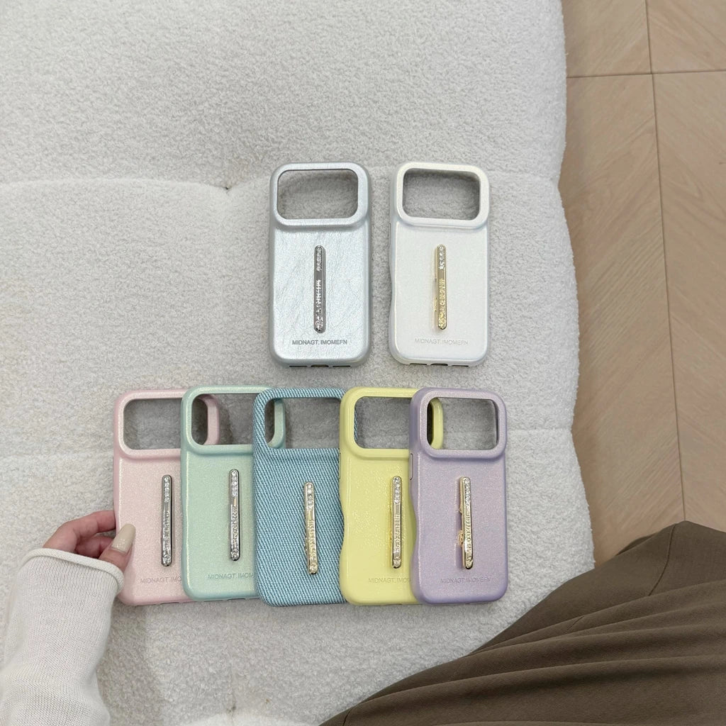 ビジューライン スリムグリップ iPhoneケース｜レザー調・高級感デザイン #231225