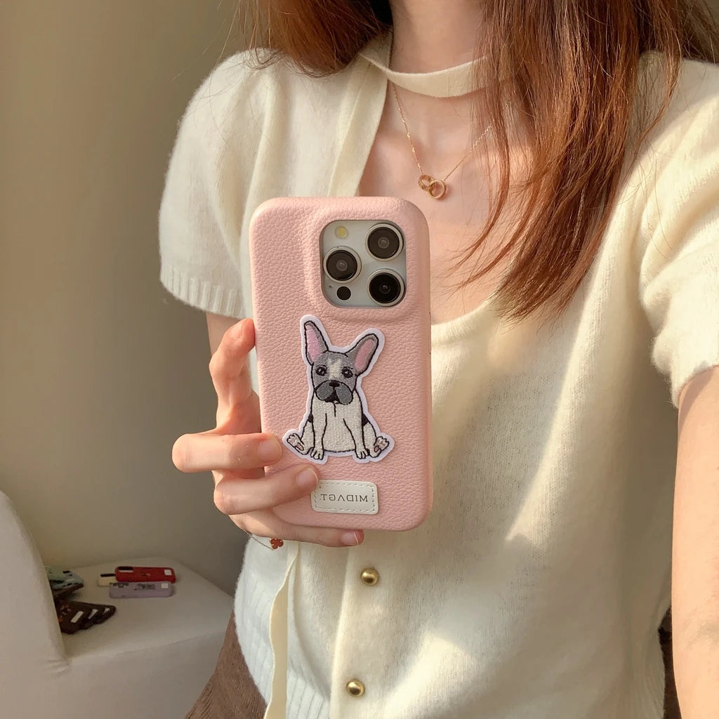 【アニマルシリーズ】ドッグ 犬 猫 モチーフ 刺繍入りレザー調 スマホケース ダックスフンド フレンチブルドッグ ｜iPhone対応 #250422