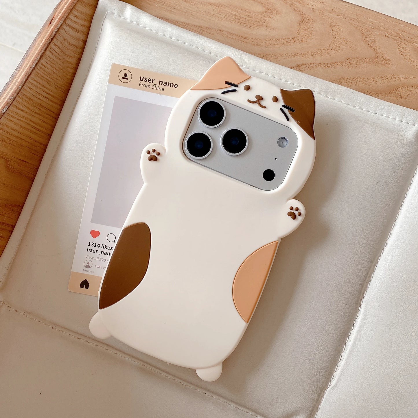 【猫耳シリーズ】三毛猫 肉球 立体キャットiPhoneケース｜マットTPU #240211