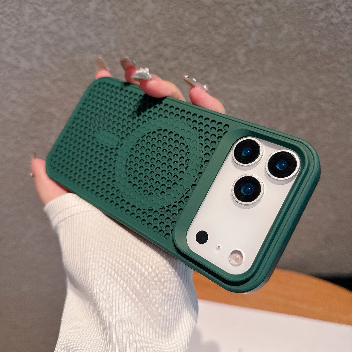 【Magsafe対応】シリコンラバー エアドット 立体グリップ 耐衝撃 スマホケース｜iPhone対応 #250419