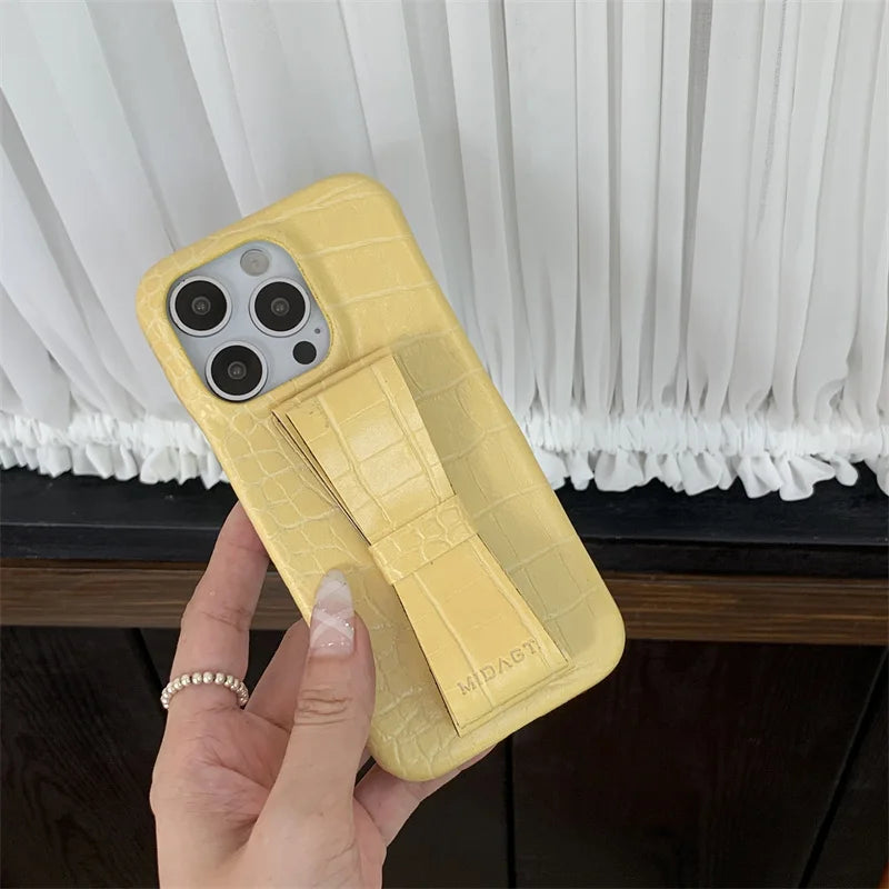 【クロコ調リボングリップ】型押し クロコレザー調 × 立体リボン スマホケース｜iPhone対応 #240617