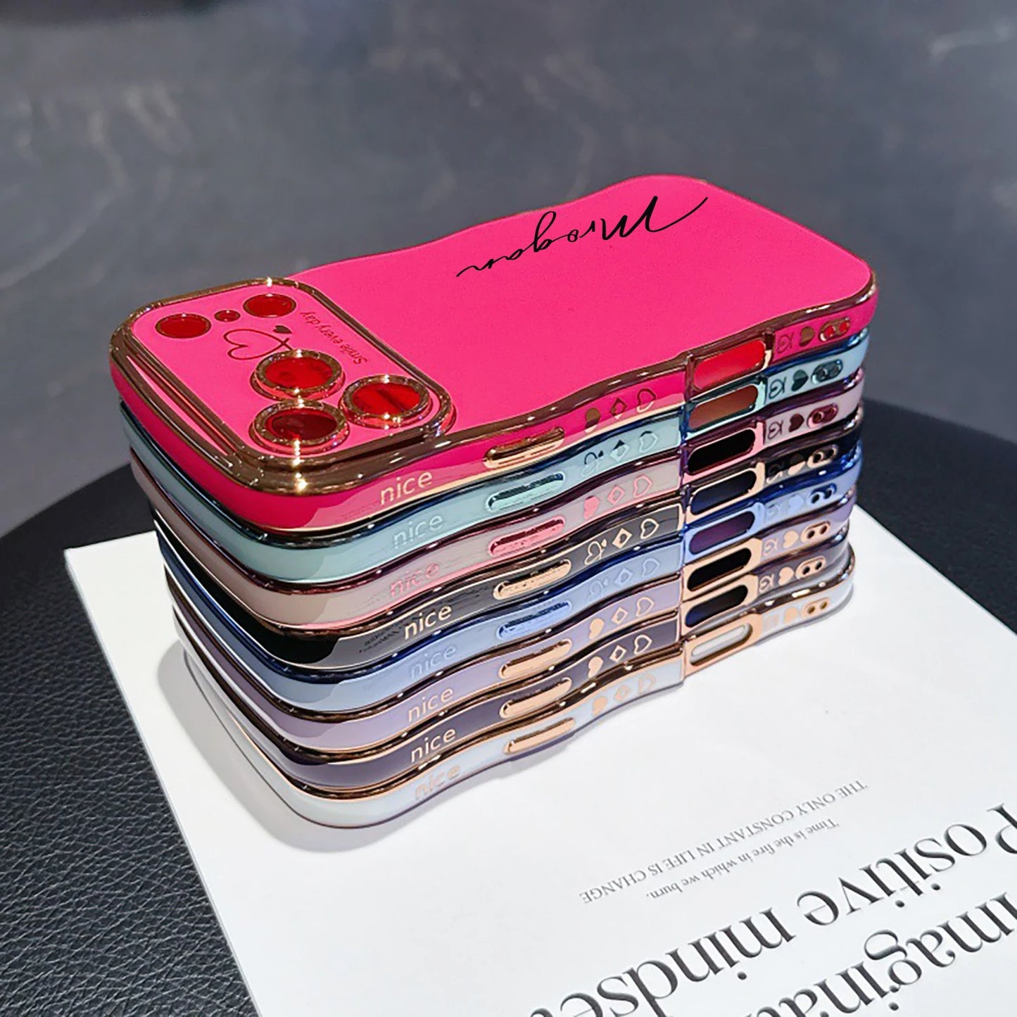 【カスタムシリーズ】ウェーブフレーム サイドハート 名入れ ソフトケース｜iPhone対応 #240714