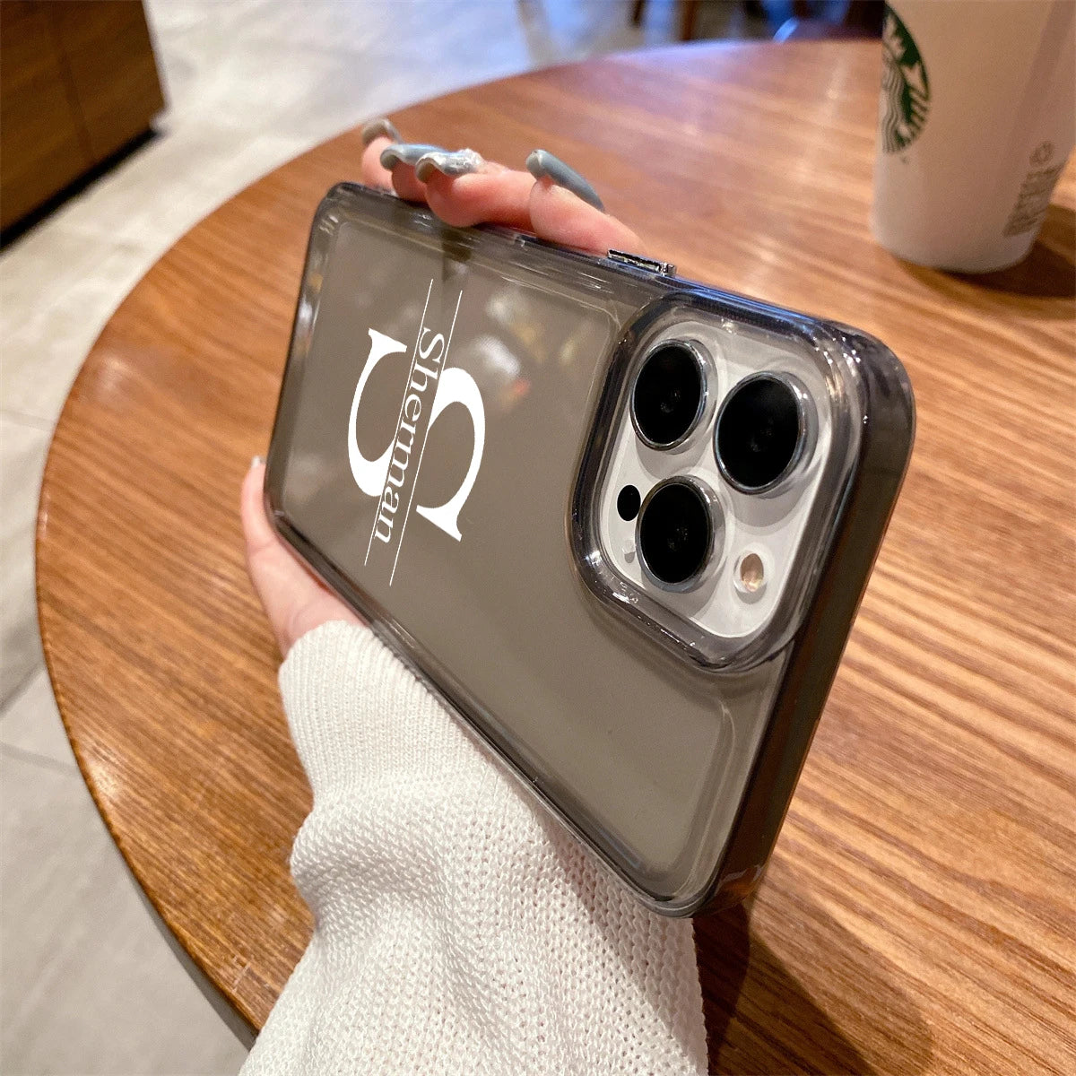 【カスタムシリーズ】ビッグ頭文字イニシャル 名入れ クリアスマホケース｜iPhone対応 #240718