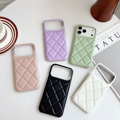 【キルティングレザー調】エレガント ダイヤステッチ スマホケース｜iPhone対応 #250308