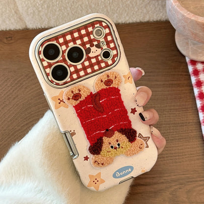 【ふわもこアニマル】立体刺繍 × ポップイラスト ワンチャン ネコちゃん スマホケース｜iPhone対応 #240830