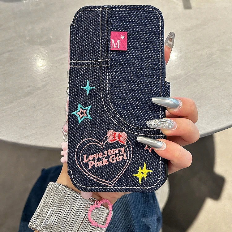 【ブックスタイル】デニム 刺繍デザイン チャーム付き 手帳型 iPhoneケース #240203