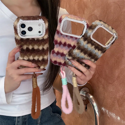 【もこもこチェック】ふわふわ マルチカラー × ストラップ付きケース｜iPhone対応 #240909