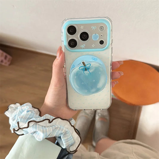 青りんごグリップ 水色リボン 透明感クリア Magnet内蔵 iPhoneケース｜淡色ブルー #260024