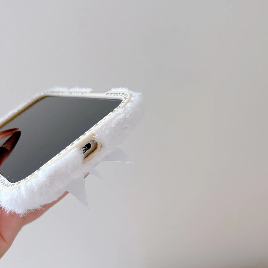 【アニマルフェイスシリーズ】くまさんぬいぐるみ スマホケース｜ふわもこ立体デザイン × ポンポンストラップ付き｜iPhone対応 #241128