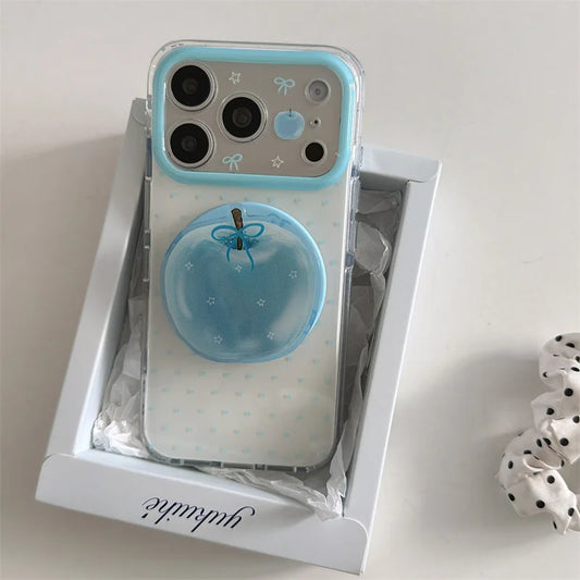 青りんごグリップ 水色リボン 透明感クリア Magnet内蔵 iPhoneケース｜淡色ブルー #260024