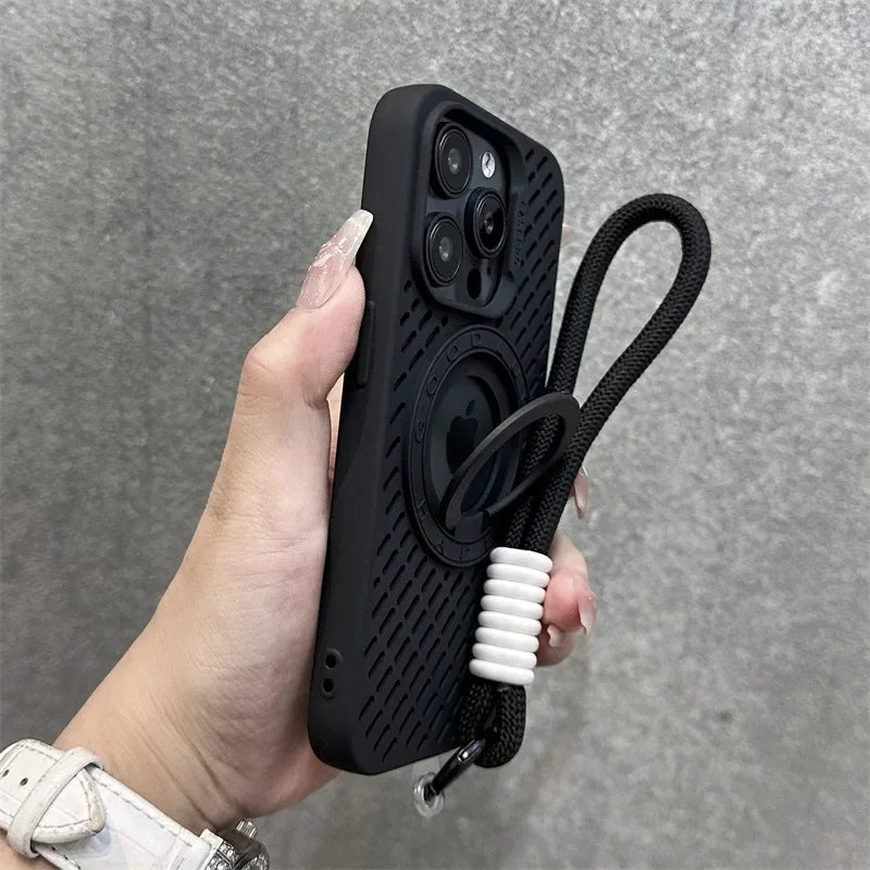 耐衝撃 iPhoneケース ロープストラップ付き マグネット対応 落下防止 スポーツ風デザイン シリコンケース ｜iPhone対応 #250410