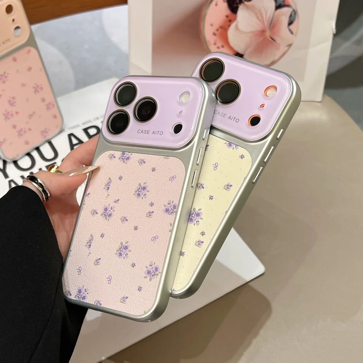 ドット柄 レザー調 メッキフレーム iPhoneケース｜淡色・大人かわいい #260050