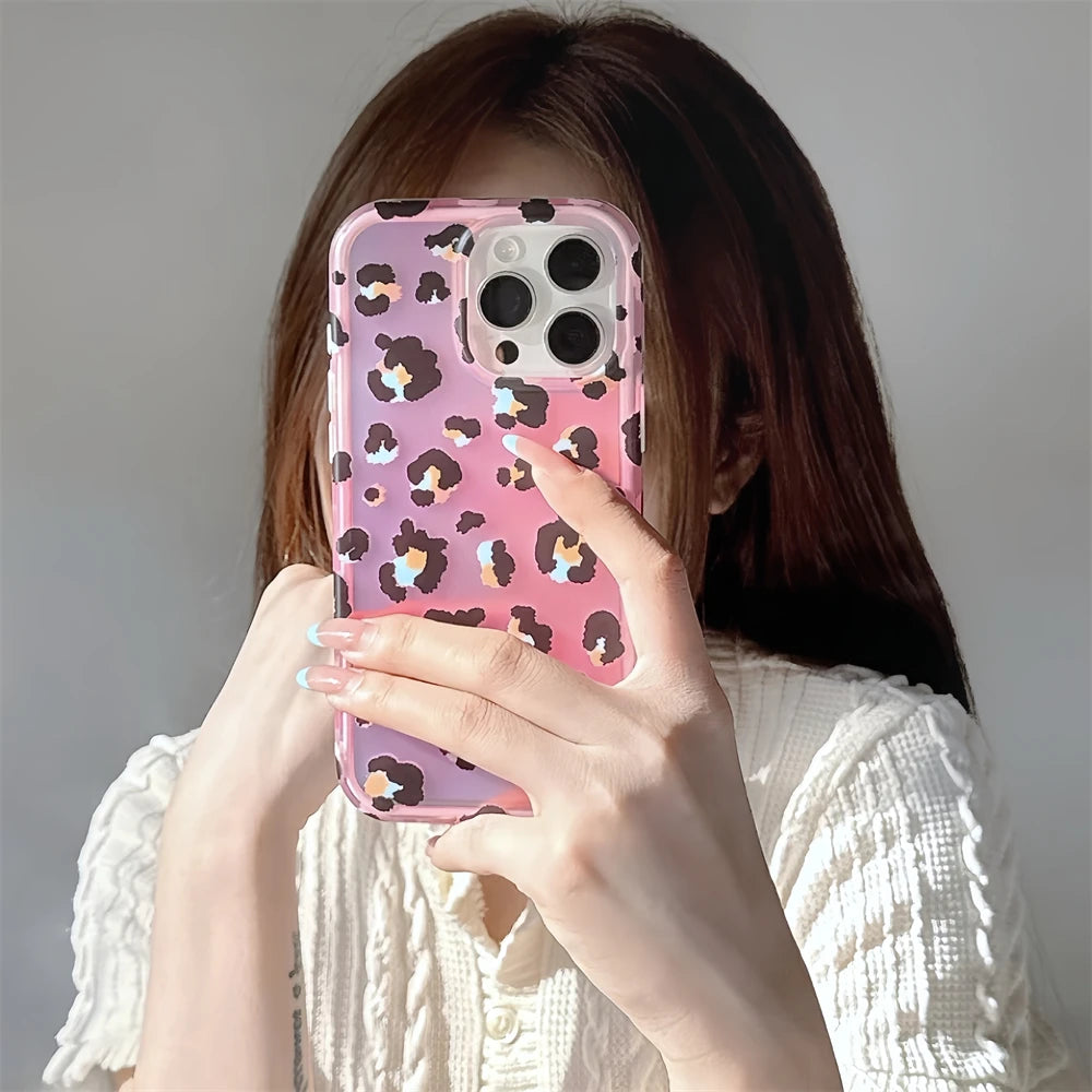 レオパードグラデーション iPhoneケース｜ヒョウ柄 オーロラカラー・トレンドデザイン #240317