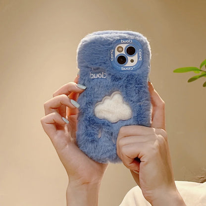 【ふわもこファーシリーズ】クラウド 雲デザイン ぬいぐるみ風 スマホケース｜iPhone対応 #250429
