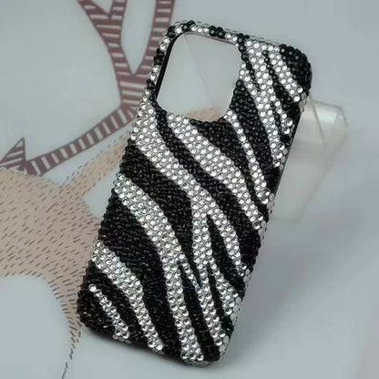 【キラキラビジューシリーズ】ゼブラ柄 フルラインストーン デコ スマホケース｜iPhone対応 #260122
