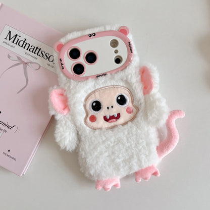【アニマルフェイスシリーズ】ピンク＆ホワイト モンキー スマホケース｜ふわもこ立体デザイン × 尻尾付き｜iPhone対応 #241129