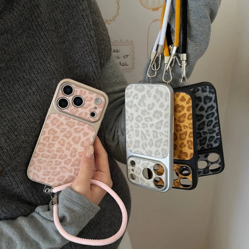 【アニマルムード】ピンク ブラウン レオパード ヒョウ柄 ストラップ付き スマホケース｜iPhone対応 #240710