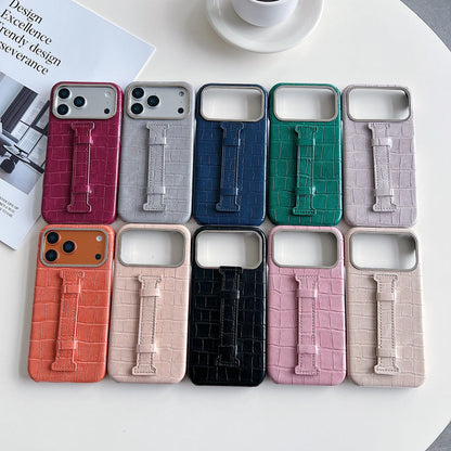 【クロコ調レザー】スリム ハンドベルト付 スマホケース｜iPhone対応 #240921