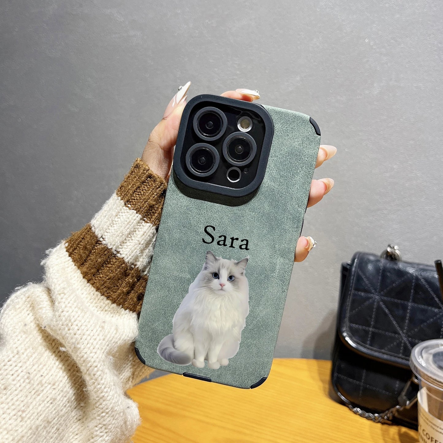 【カスタムNAMEシリーズ】ペット写真×ネーム入り スエード調 フォトケース｜iPhone対応 #241007