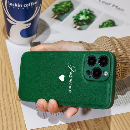 【カスタムシリーズ】ハート付き 名入れOK レザー調 スマホケース｜iPhone対応 #250323