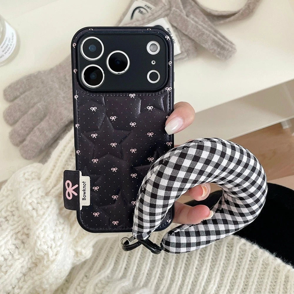 【もこもこスターキルティング】 ふわふわ チェッククッション ハンドル ストラップケース｜iPhone対応 #240913