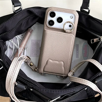 【ベアポケットレザー】くまエンボス × カード収納付き ショルダースマホケース｜iPhone対応 #250208