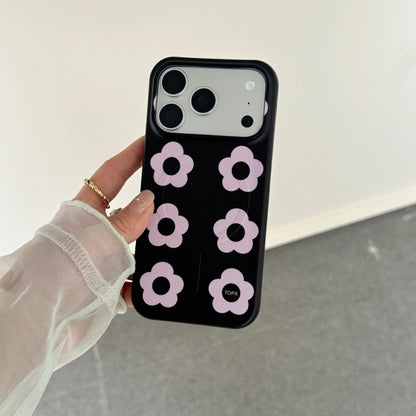 シックな黒ベース 花柄 立体的なフラワーモチーフ iPhoneケース｜上品エレガント #260074
