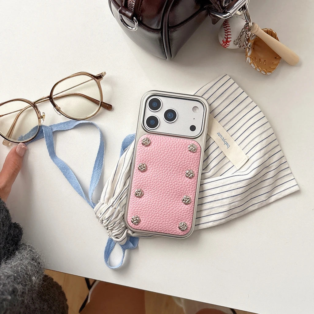 【ローズスタッズ】シルバーフレーム ピンク レザー風 ストラップ付き ケース｜iPhone対応 #240924
