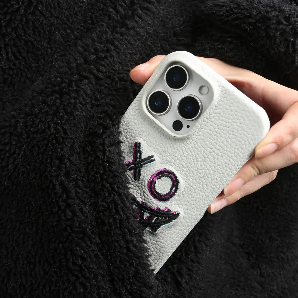 【本革シリーズ】艶なし シボ革 スマイル ステッチ レザーケース｜iPhone対応 #240901