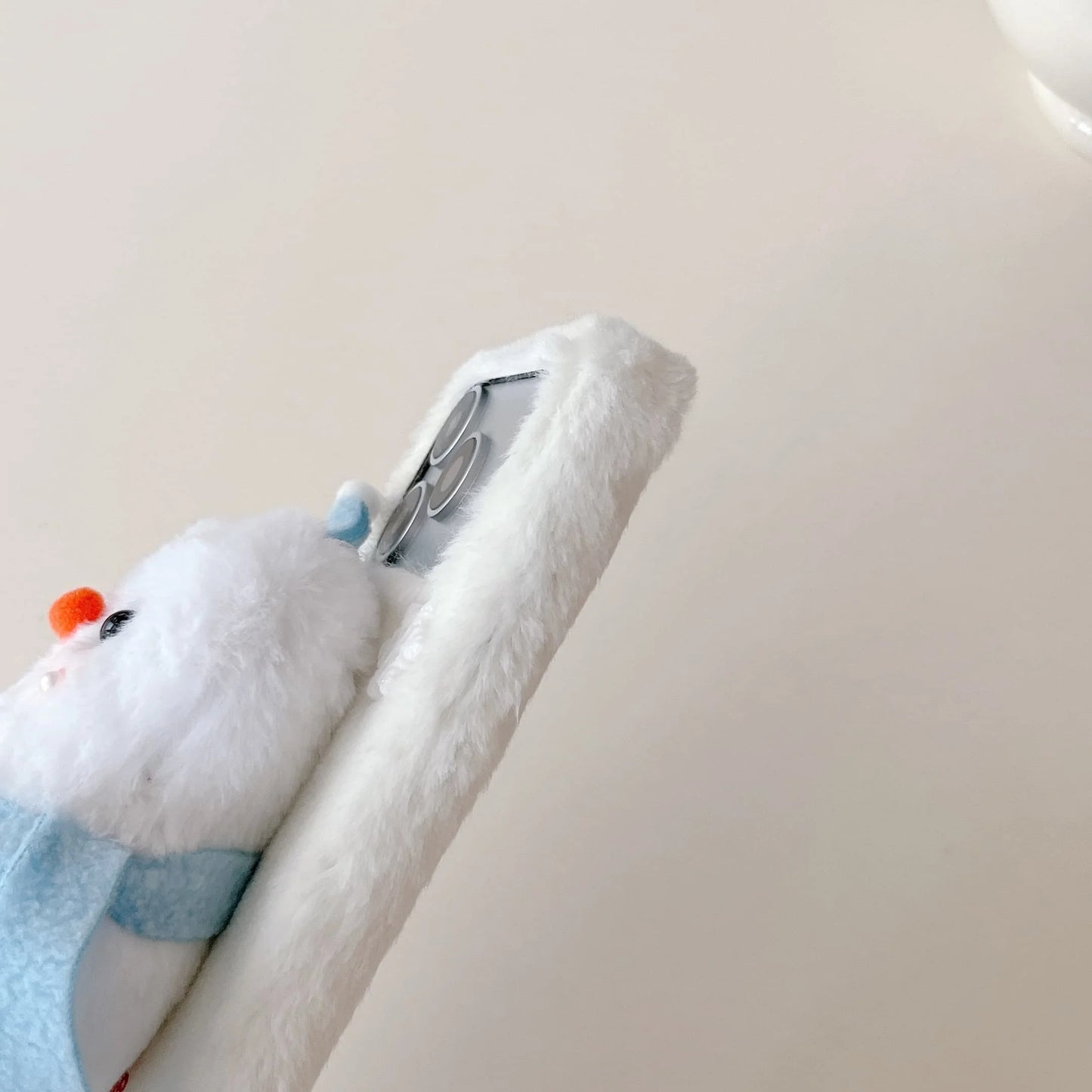 スノーマン 雪だるま iPhoneケース｜立体ぬいぐるみ・ストラップ付き #240307