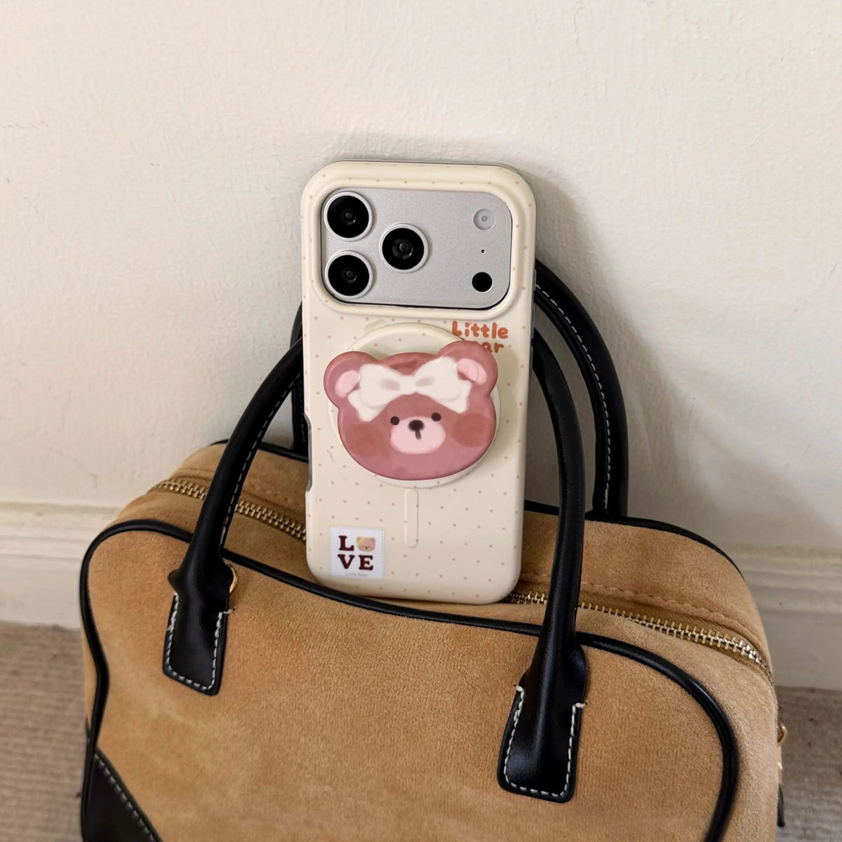 【くまモチーフ】マグネット内蔵 iPhoneケース (ケース単品・グリップセット選択可) ガーリー・ナチュラル アニマル PCA #261186