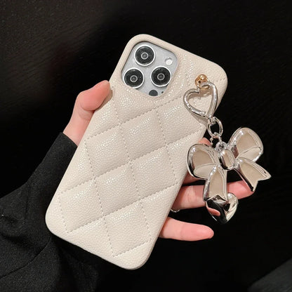 【リボン×ハートチャーム】キルティングPUレザーケース｜iPhone対応 #250506