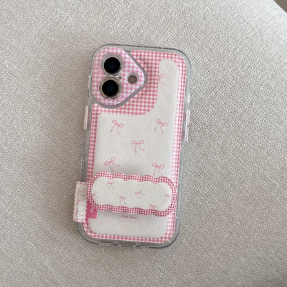 【ピンクギンガムチェック】リボン柄 折りたたみ式ホルダー付き スマホケース｜iPhone対応 #240622