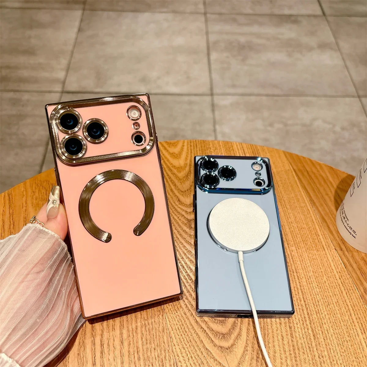 【スクエアシリーズ】Magsafe対応 メタリック縁取り スマホケース 高級感 薄型 背面保護 スマホケース カバー | iPhone対応 #250412