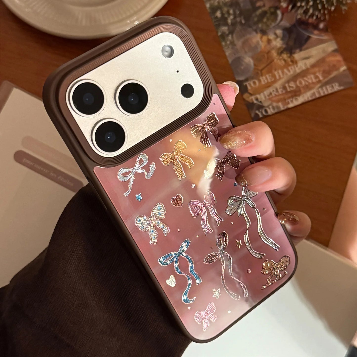 カラフルリボン 総柄 iPhoneケース｜グロッシーデザイン #240514