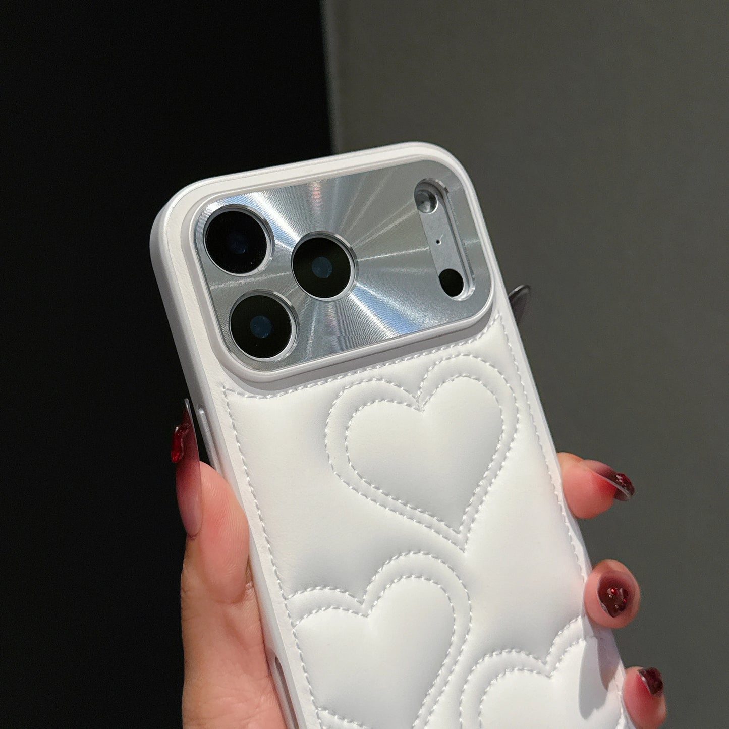 【キルティングハート】立体ハートステッチ×レザー調 スマホケース｜iPhone対応 #250101