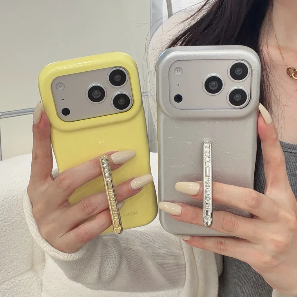 ビジューライン スリムグリップ iPhoneケース｜レザー調・高級感デザイン #231225