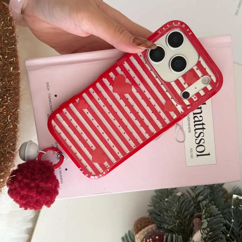 【レッドリボン・ハート】ポンポンチャーム付き スマホケース｜iPhone対応 #241020