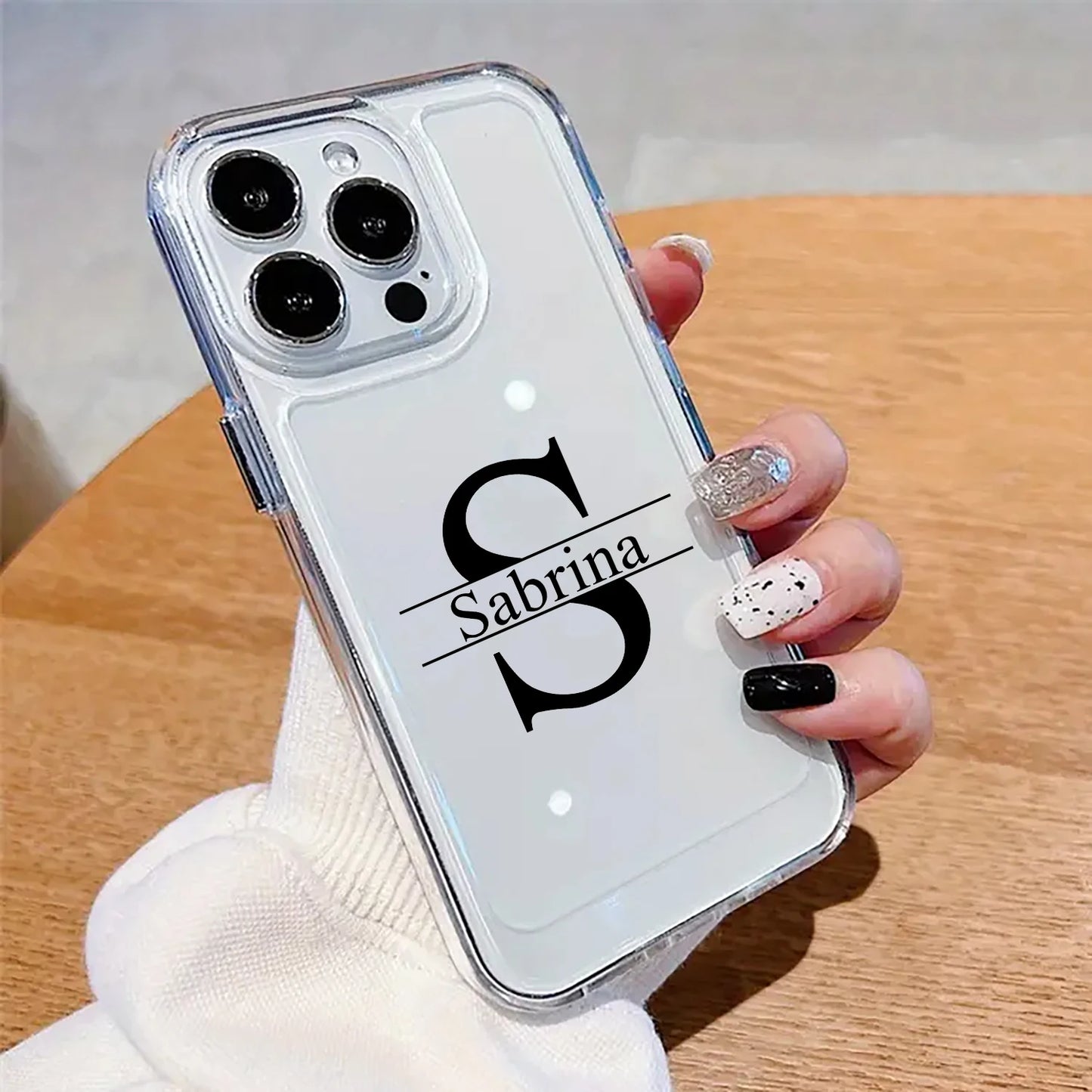 【カスタムシリーズ】ビッグ頭文字イニシャル 名入れ クリアスマホケース｜iPhone対応 #240718