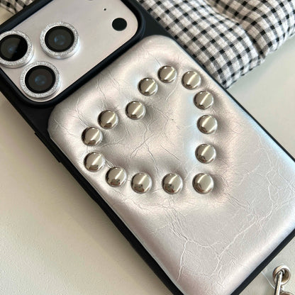 【メタリックハートスタッズ】シルバー パフレザー風 スマホケース｜iPhone対応 #250118